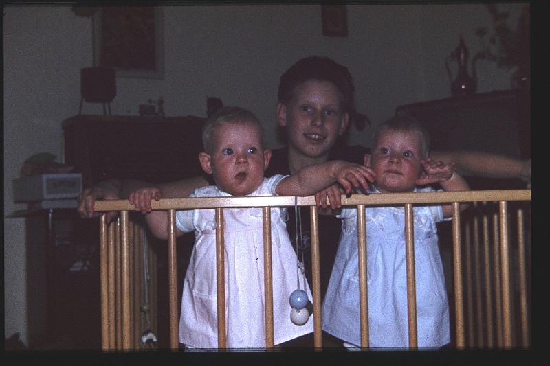 14.Regensburg jul 1964 Walter,Brigitte,Marion.JPG